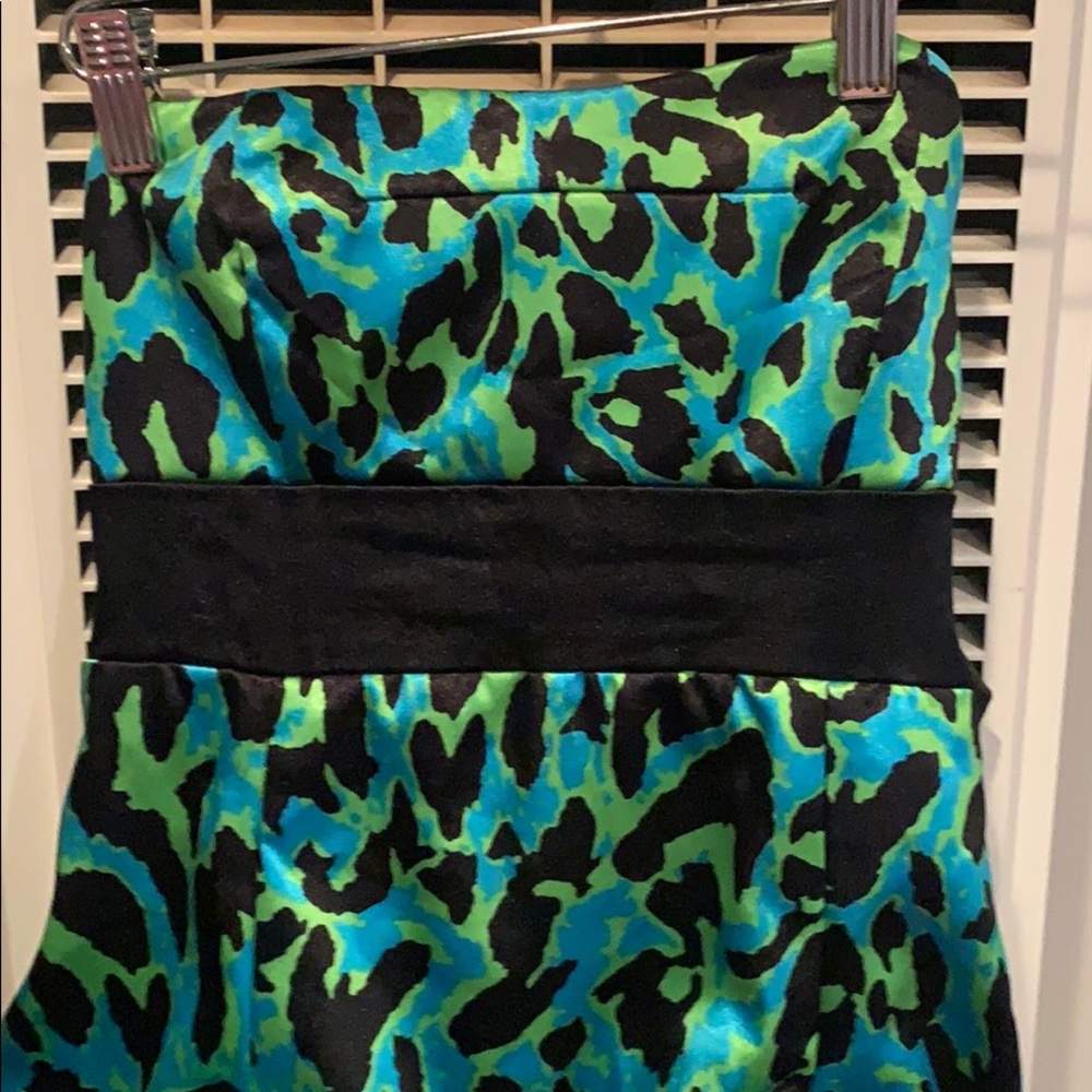 Ruby Rox Leopard mini dress - Picture 3 of 7